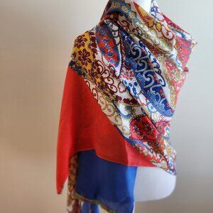 Talbots Wrap/Scarf, Scalloped pattern